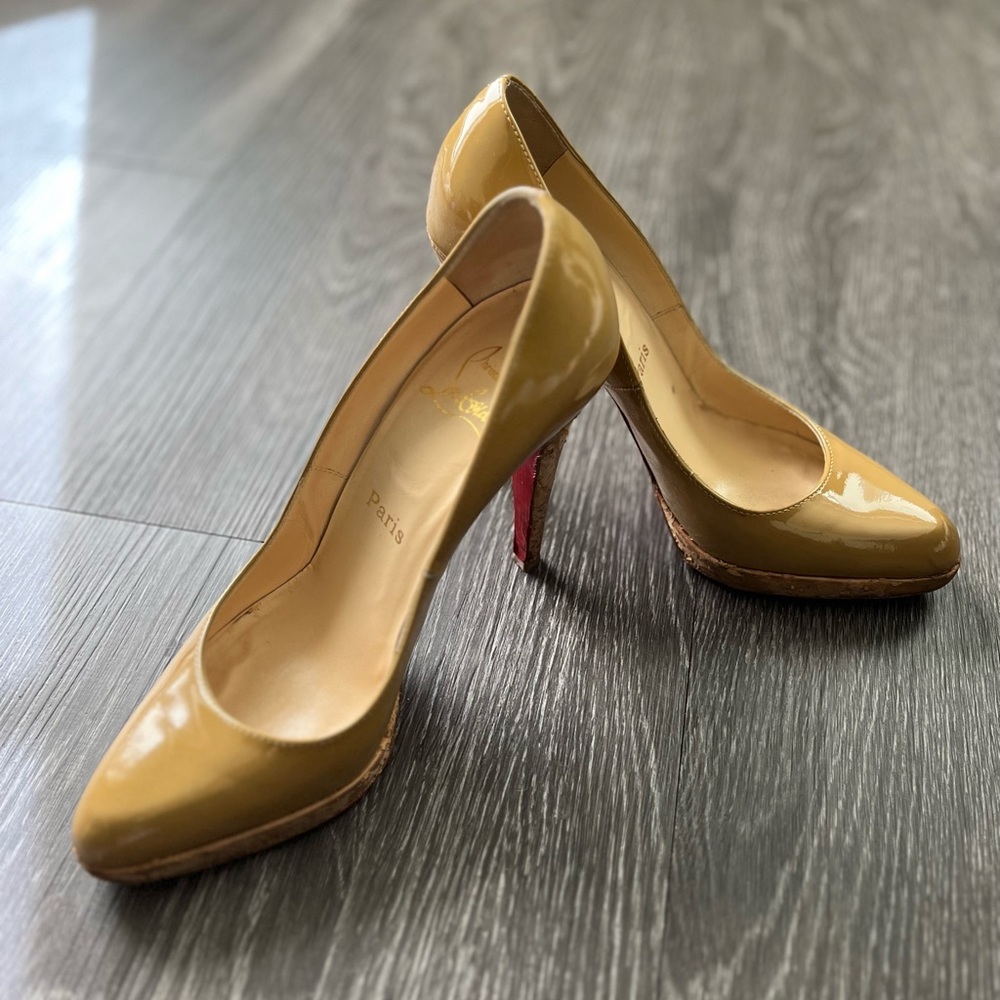 Women’s Shoes